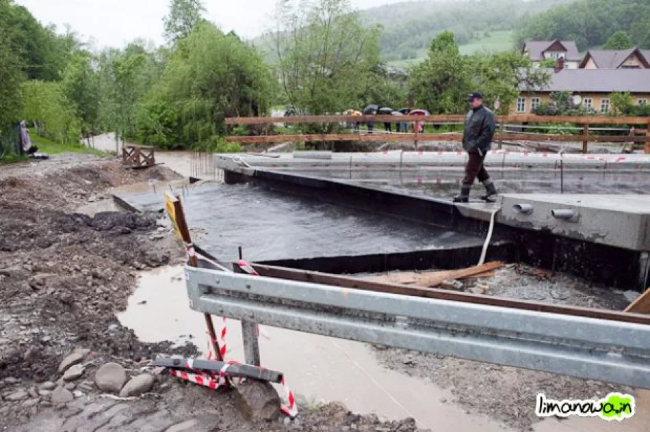 Pogotowie przeciwpowodziowe - zdjęcie 12