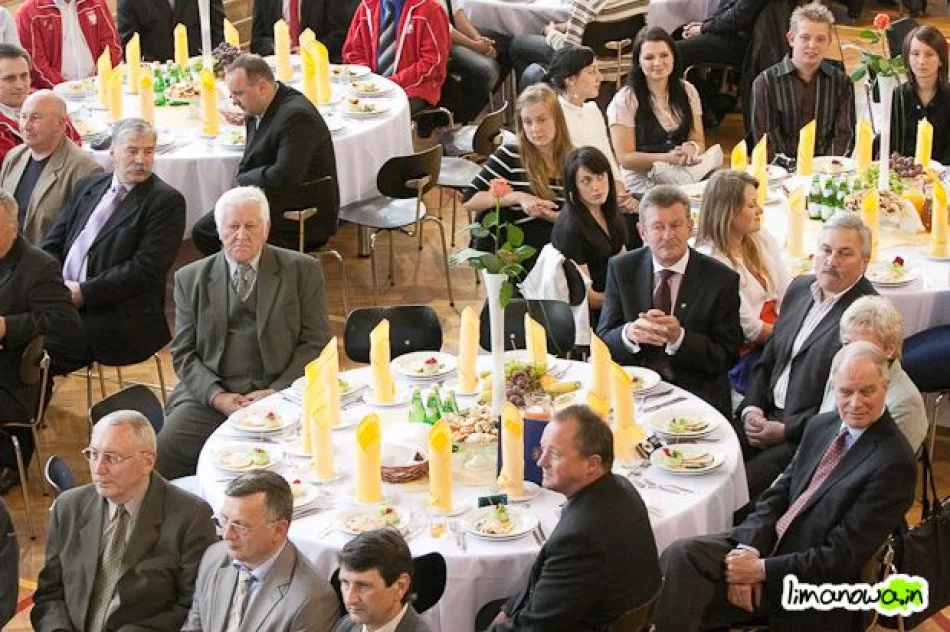 Świętowali w Kasinie - zdjęcie 11