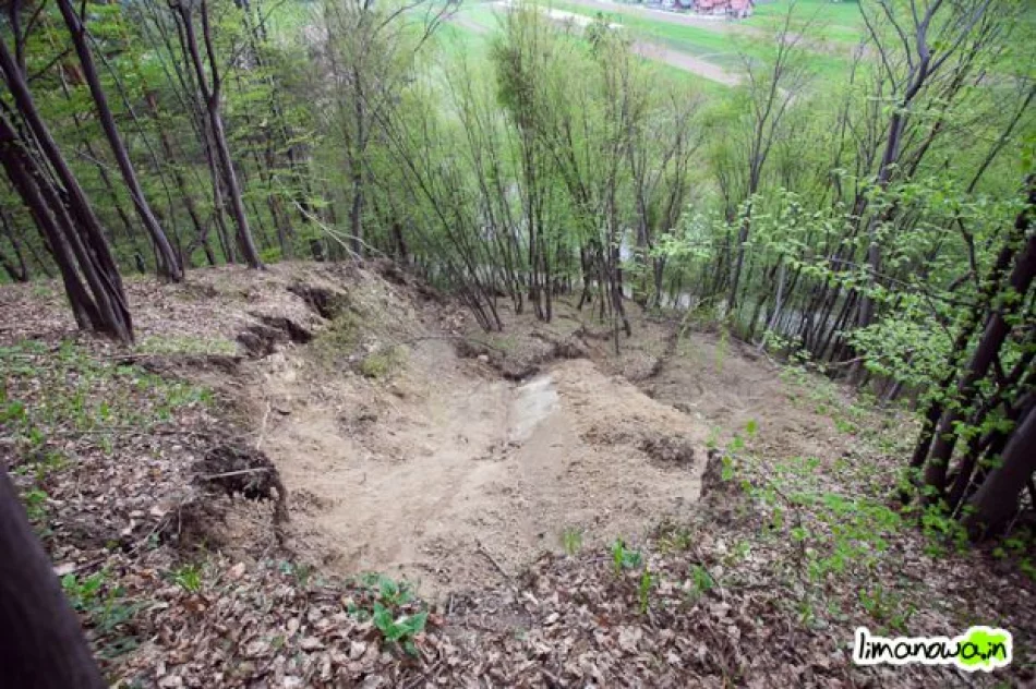 Osuwisko wciąż groźne - zdjęcie 10