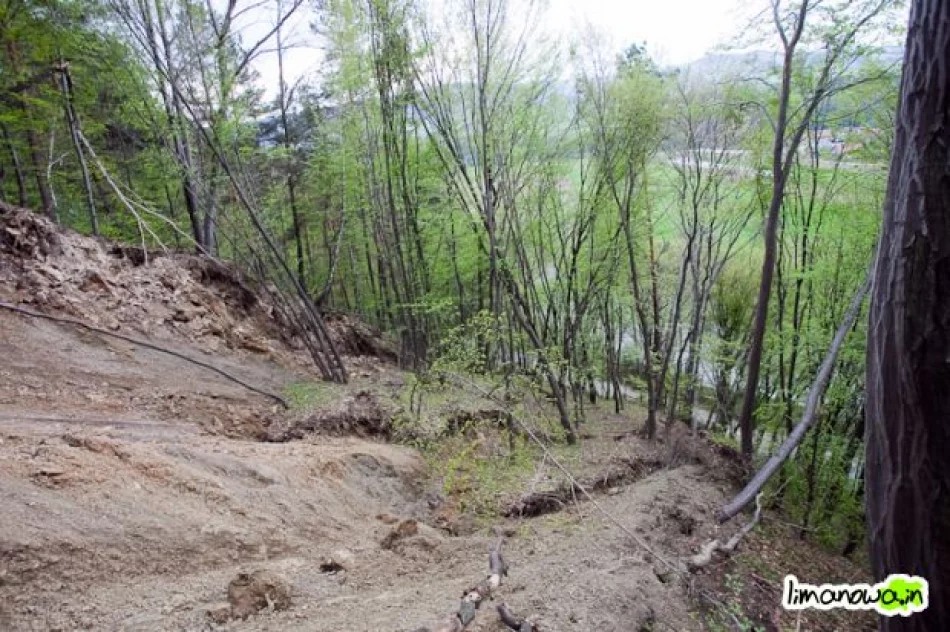 Osuwisko wciąż groźne - zdjęcie 17