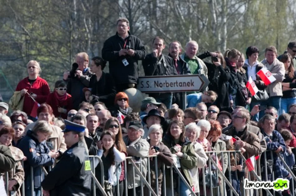 Polska pożegnała Parę Prezydencką - zdjęcie 14