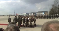 Trumna Lecha Kaczyńskiego w kaplicy Pałacu Prezydenckiego (zdjęcia) - zdjęcie 3