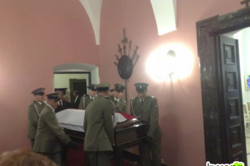 Trumna w kaplicy - zdjęcie 9