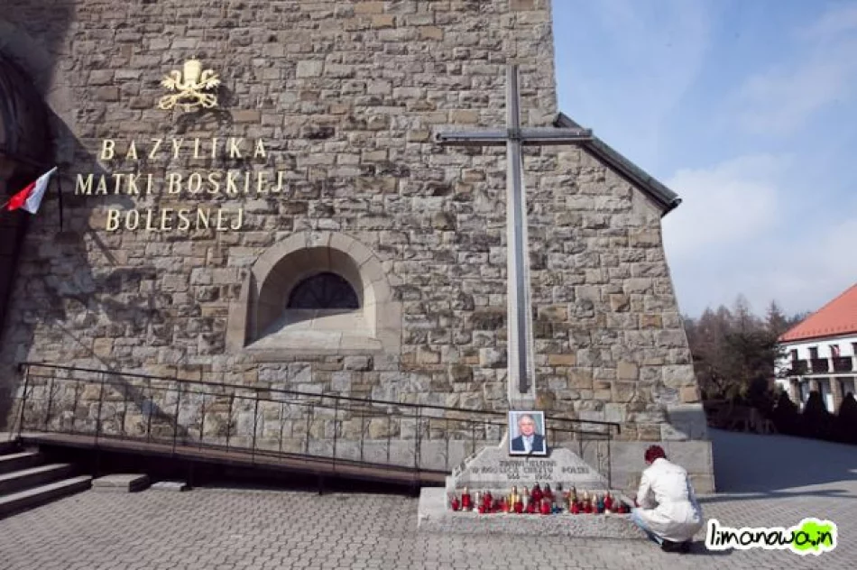 Limanowa w żałobie - przypominamy w 15. rocznicę katastrofy smoleńskiej - zdjęcie 4