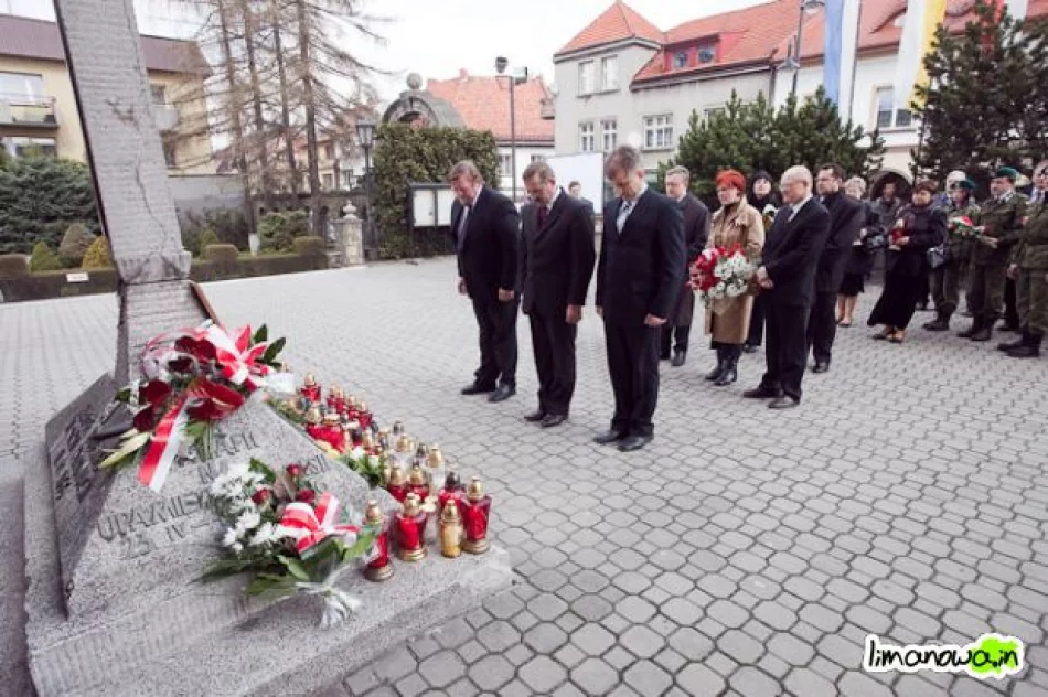 Limanowa w żałobie - przypominamy w 15. rocznicę katastrofy smoleńskiej - zdjęcie 16