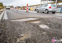 Dziury kilka dni po naprawieniu nowej nawierzchni (wideo) - zdjęcie główne