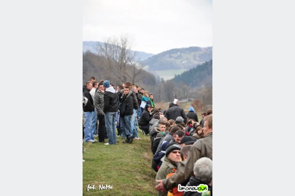 Tymbark rozgromił Słopnice - zdjęcie 7