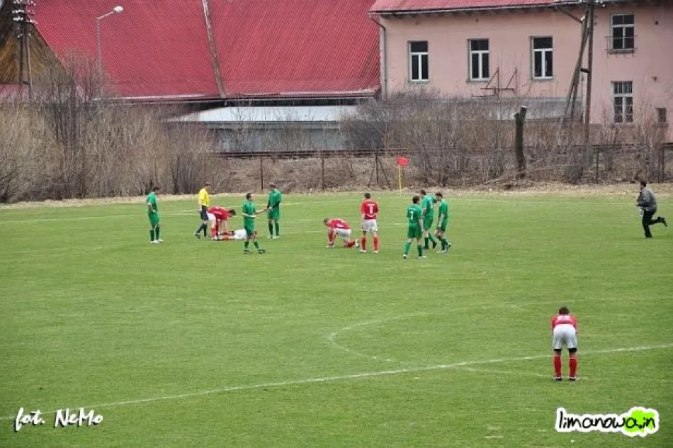 Tymbark rozgromił Słopnice - zdjęcie 16