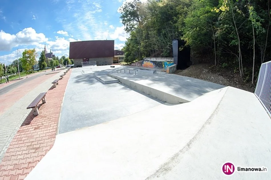 Koniec skateparku, ruszają przygotowania do lodowiska - zdjęcie 2