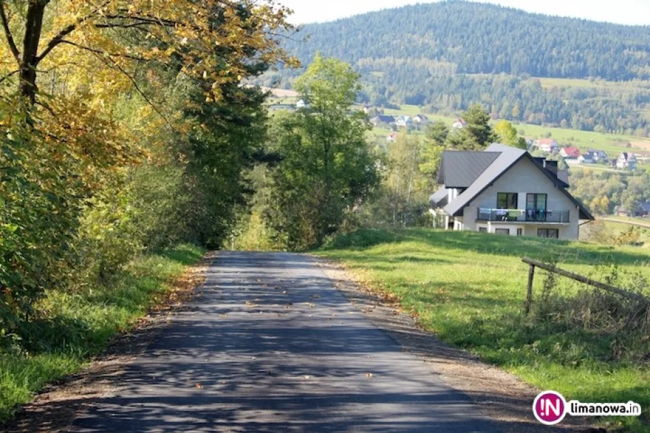 Przybyło dróg gminnych z nową nawierzchnią - zdjęcie 4