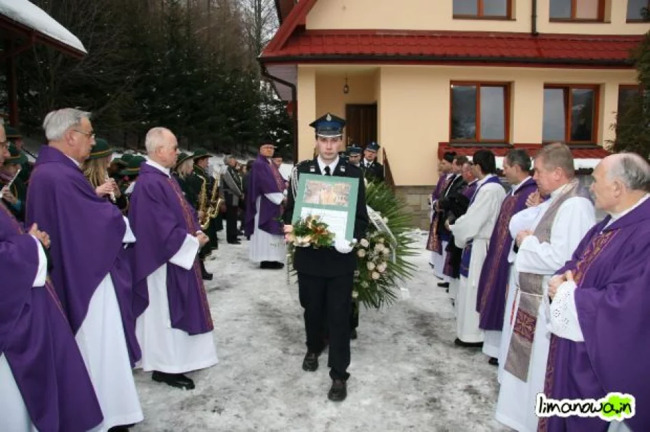 Pogrzeb ks. Józefa Kiełbasy - zdjęcie 3