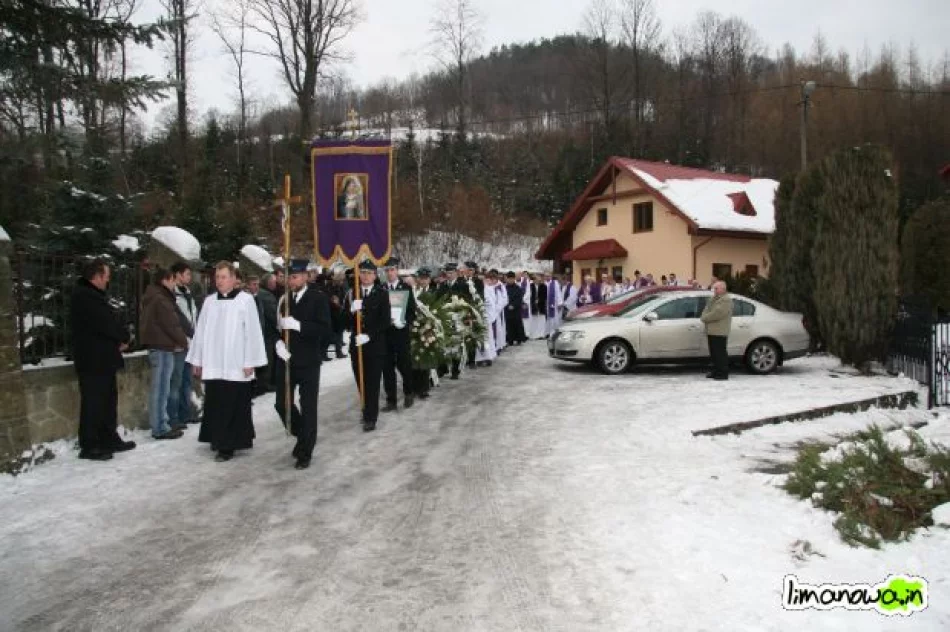 Pogrzeb ks. Józefa Kiełbasy - zdjęcie 6