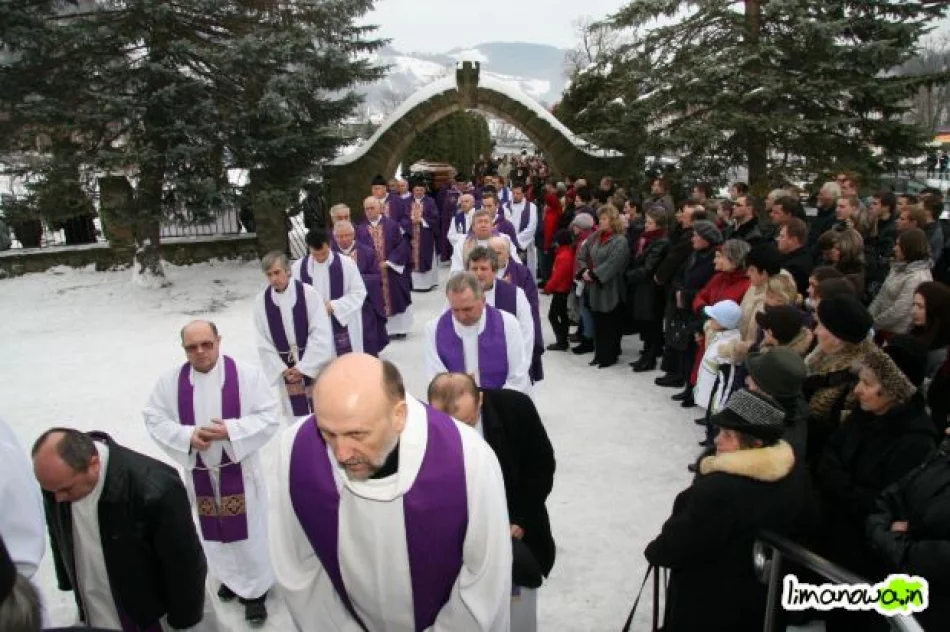 Pogrzeb ks. Józefa Kiełbasy - zdjęcie 7