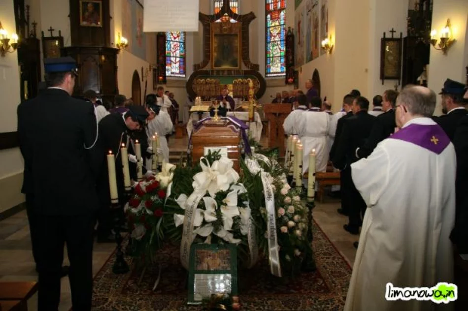 Pogrzeb ks. Józefa Kiełbasy - zdjęcie 10