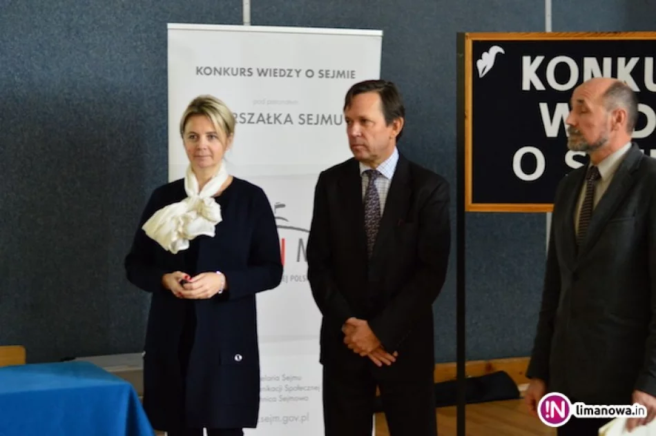 Młodzież wykazała się wiedzą o Sejmie - zdjęcie 2