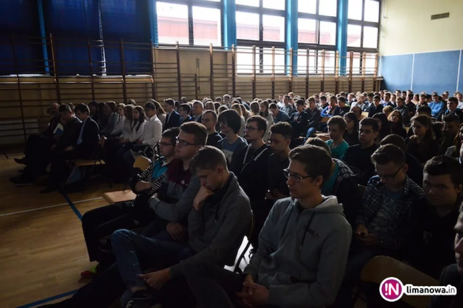 Młodzież wykazała się wiedzą o Sejmie - zdjęcie 4