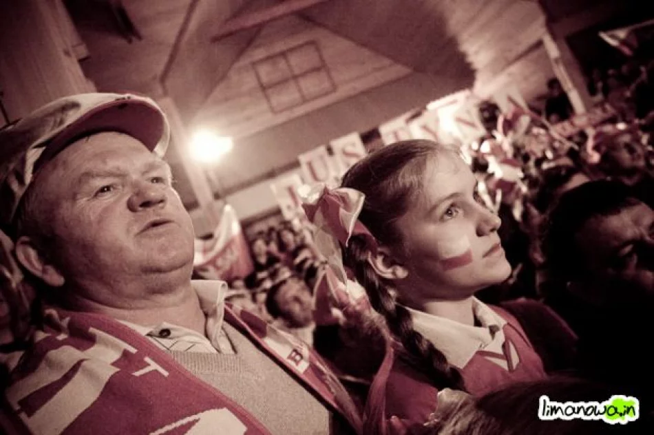 Kibice zamarli - zdjęcie 7