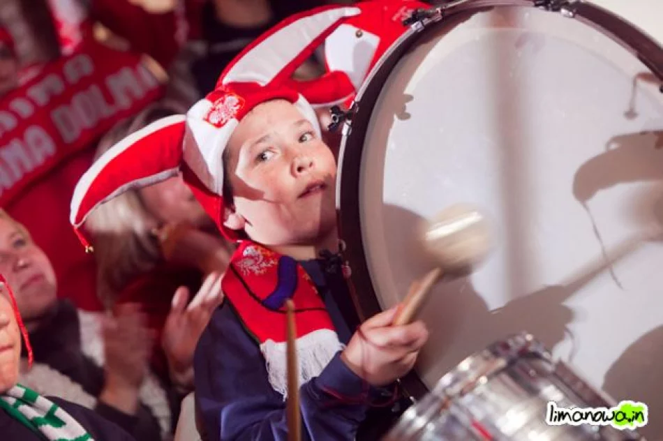 Kibice zamarli - zdjęcie 13