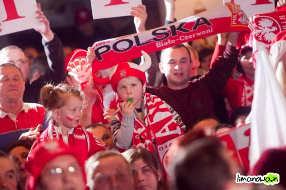 Kibice zamarli - zdjęcie 20