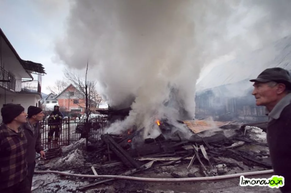 Pożar budynków w Ujanowicach - zdjęcie 4
