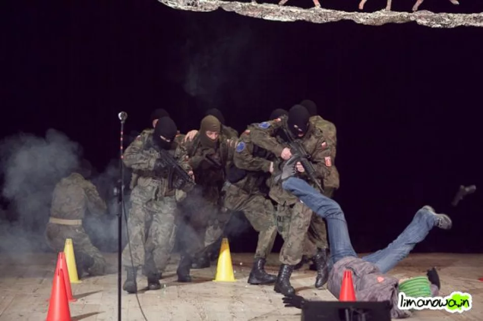 WOŚP 2010 Limanowa - zdjęcie 12