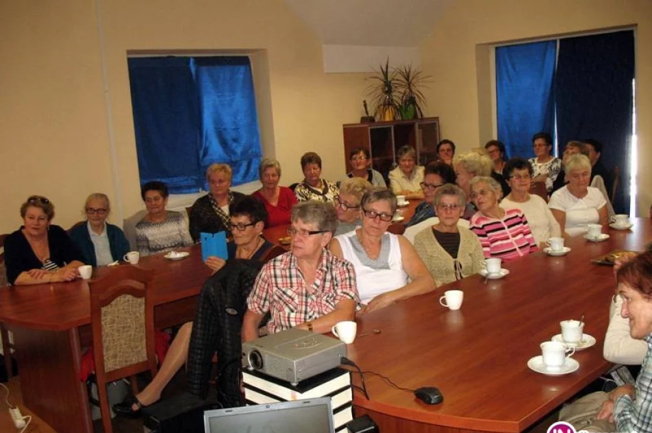 Juniorzy pouczali seniorów - zdjęcie 3