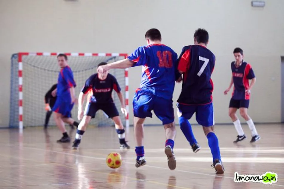 II Otwarte Mistrzostwa Limanowej w Futsalu - zdjęcie 13