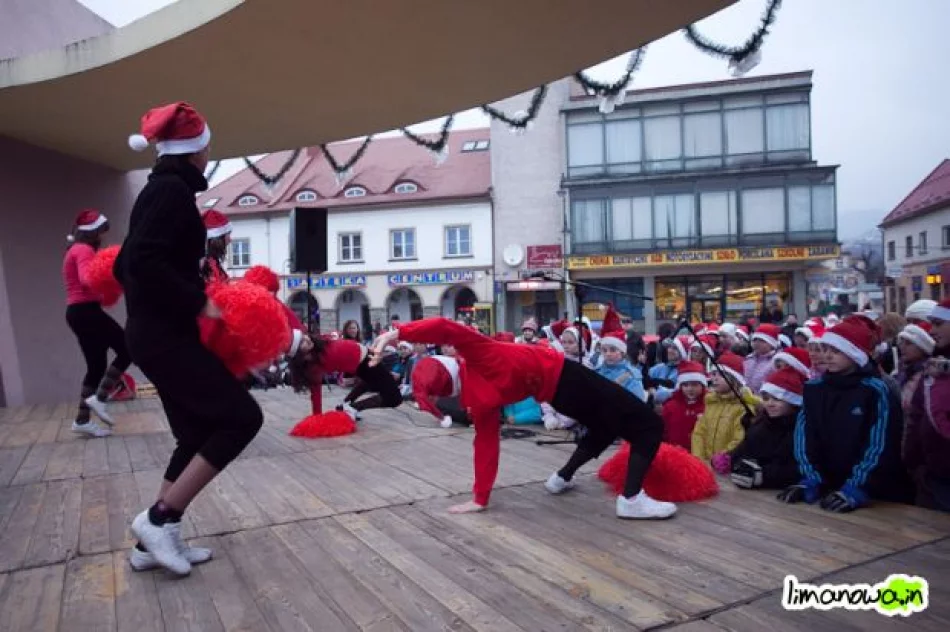 Mikołajki na rynku - zdjęcie 2