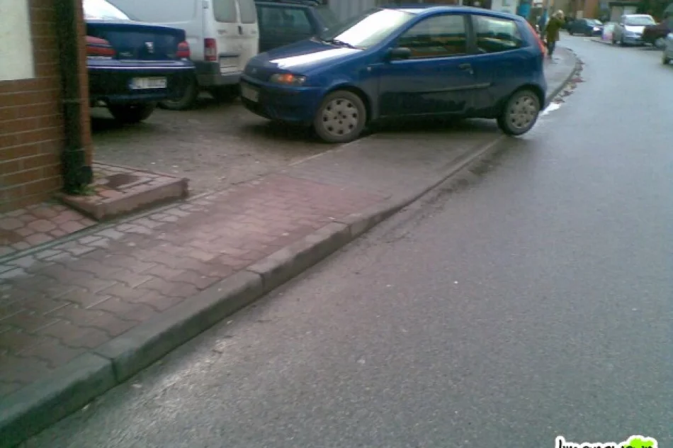 "Uczą parkować" - grudzień - zdjęcie 5