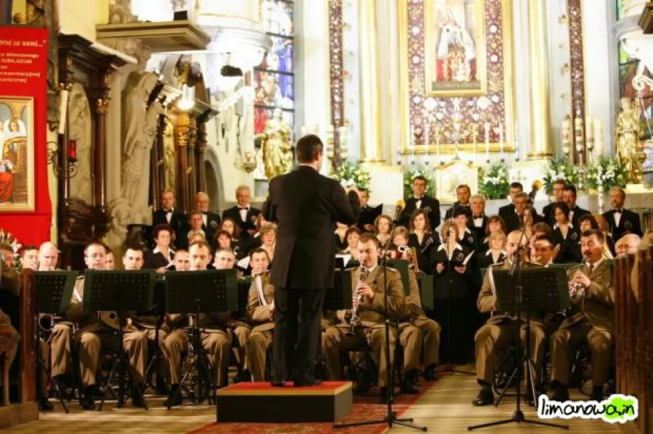 Canticum koncertował wspólnie ze Strażą Graniczną - zdjęcie 3