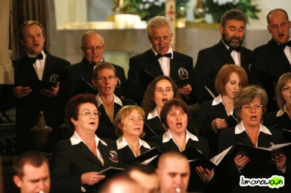 Canticum koncertował wspólnie ze Strażą Graniczną - zdjęcie 6