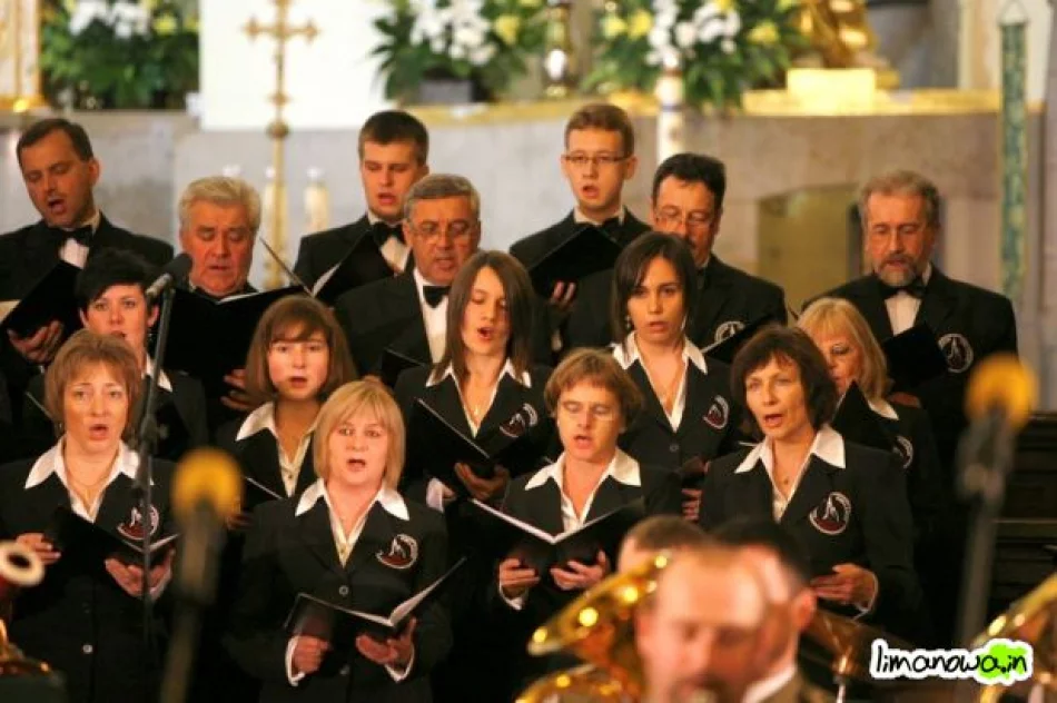 Canticum koncertował wspólnie ze Strażą Graniczną - zdjęcie 7