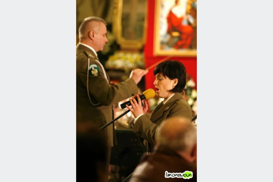 Canticum koncertował wspólnie ze Strażą Graniczną - zdjęcie 11