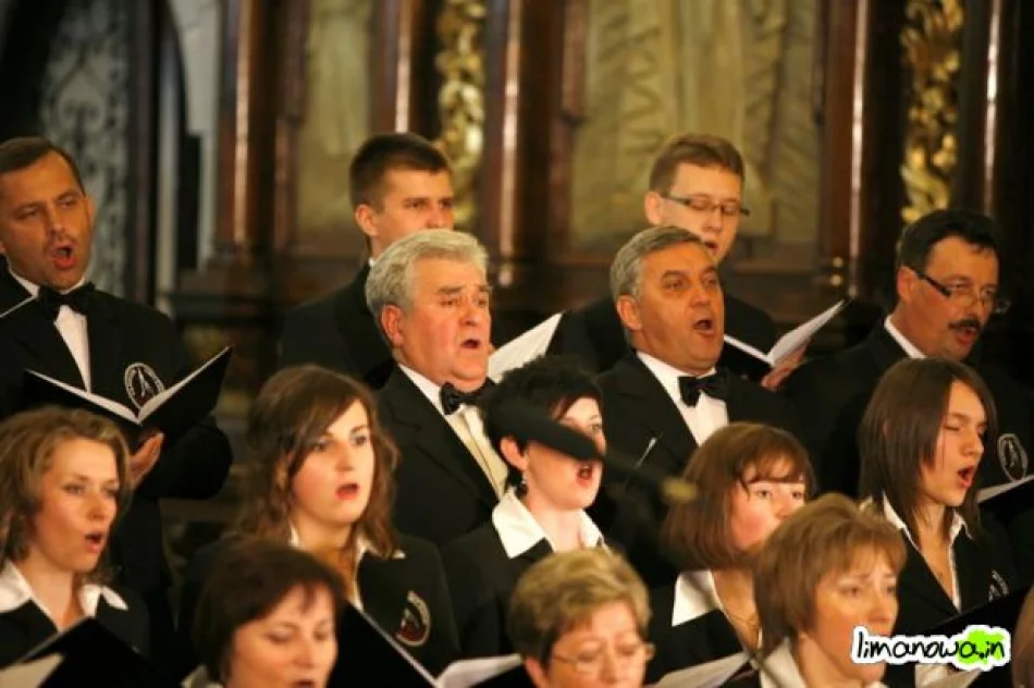 Canticum koncertował wspólnie ze Strażą Graniczną - zdjęcie 16