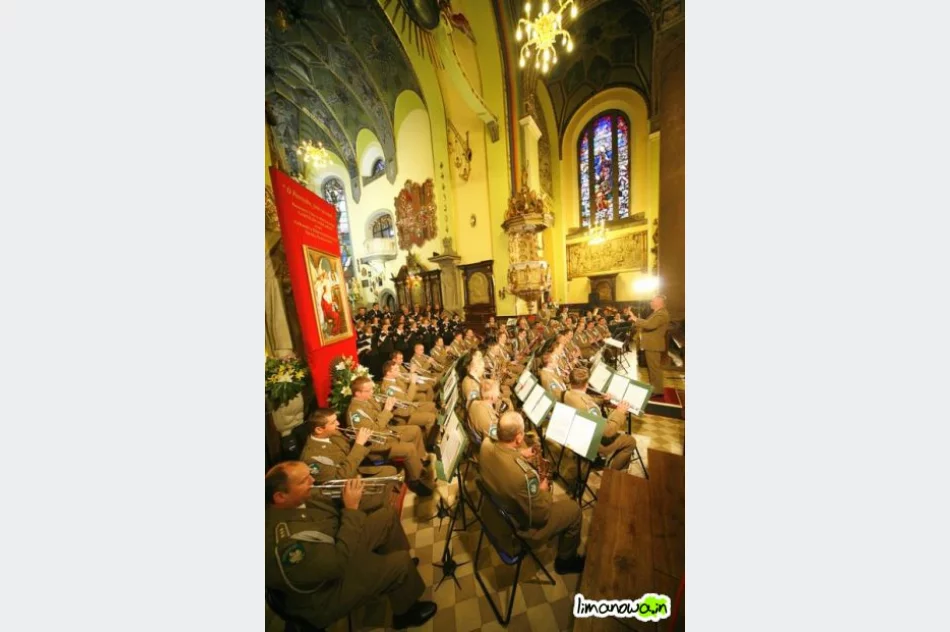 Canticum koncertował wspólnie ze Strażą Graniczną - zdjęcie 18