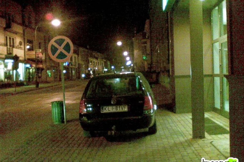 "Uczą parkować" - listopad - zdjęcie 16