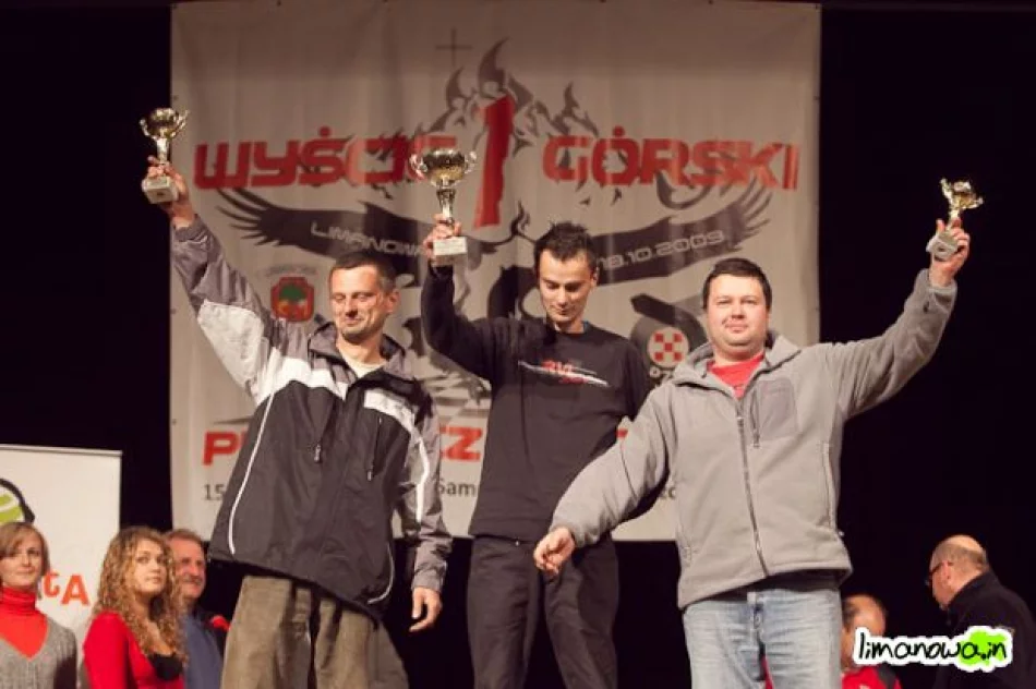 Wyścig Górski - Przełęcz pod Ostrą - wręczenie pucharów - zdjęcie 12