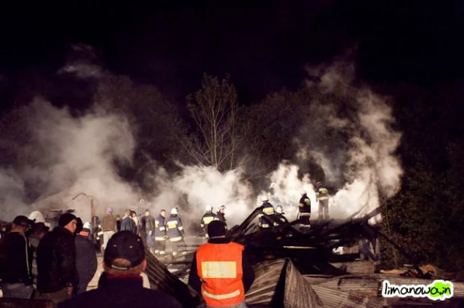 Całkowicie spłonął tartak - zdjęcie 18