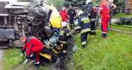 Zderzenie czołowe - 3 osoby w szpitalu - zdjęcie 1