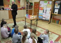 Dzieci spotkały się z autorem lektury - zdjęcie główne