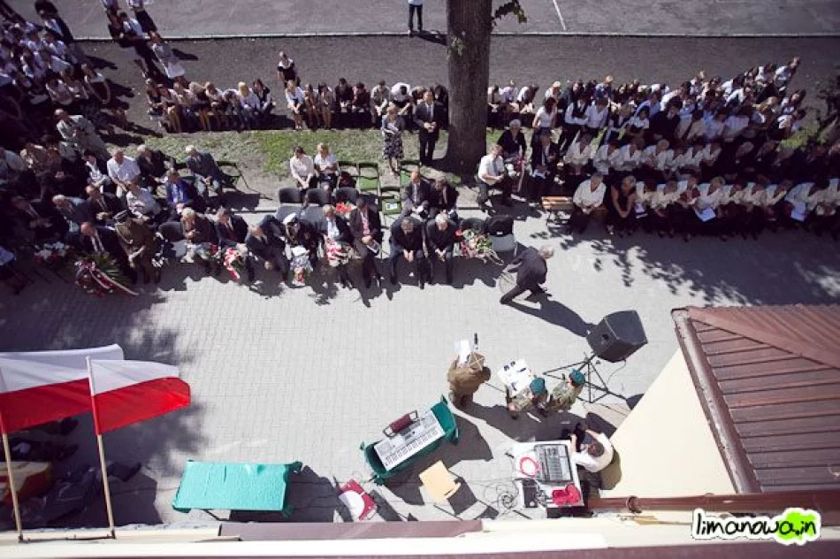 Rocznica wybuchu wojny - IV LO w Limanowej - zdjęcie 11