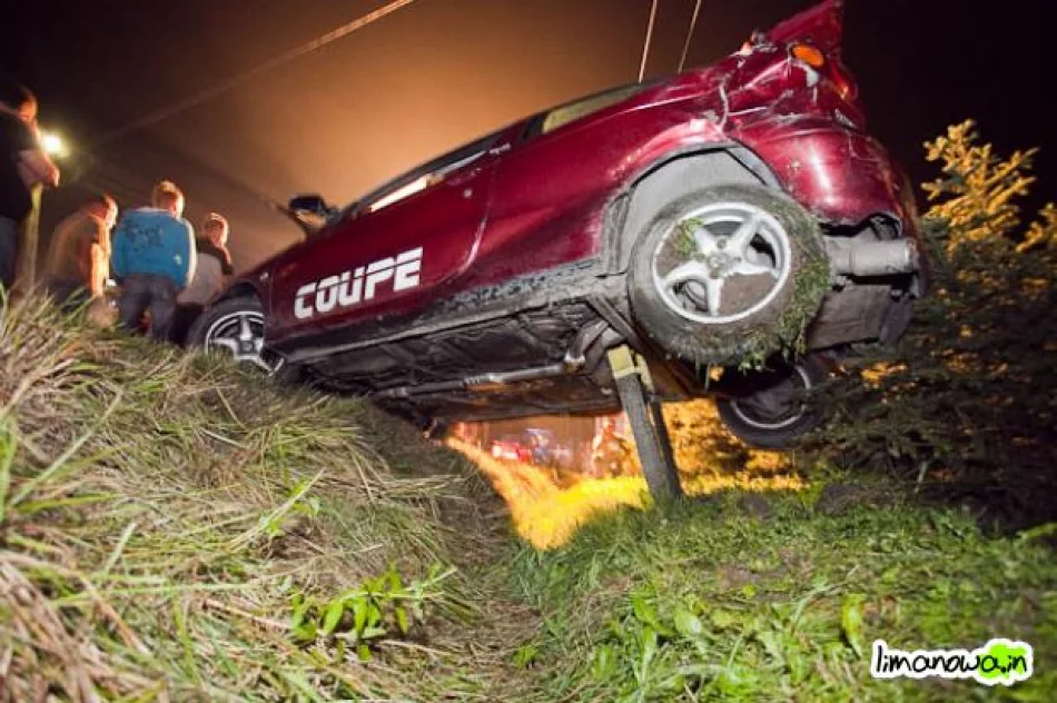 Słup poleciał kilkadziesiąt metrów dalej - zdjęcie 8