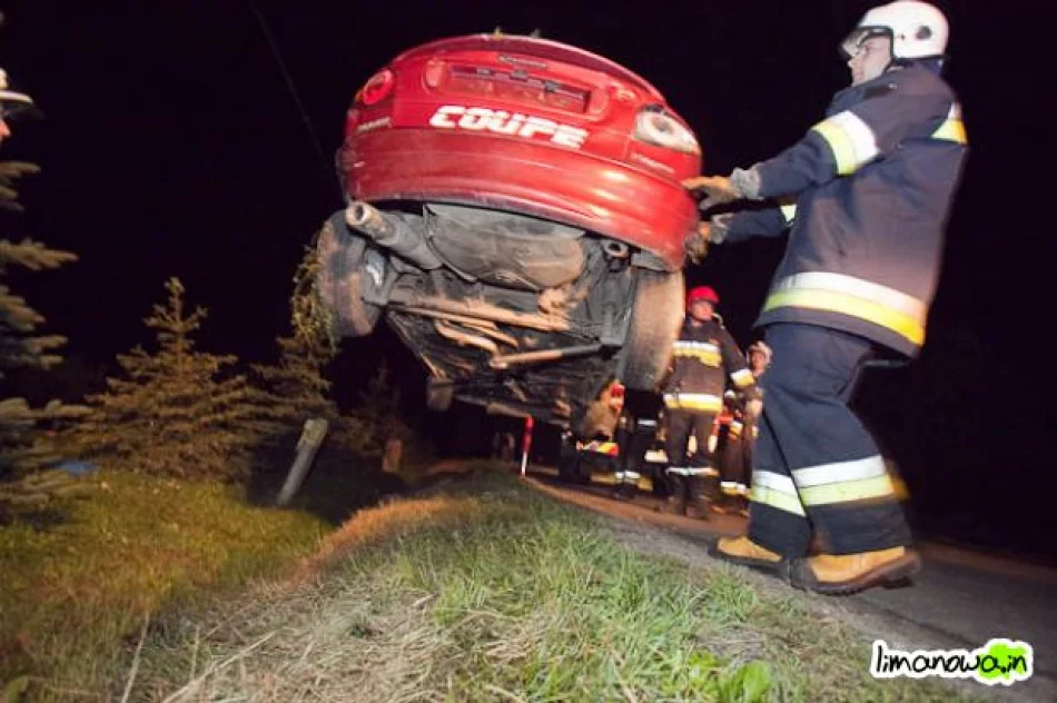 Słup poleciał kilkadziesiąt metrów dalej - zdjęcie 14