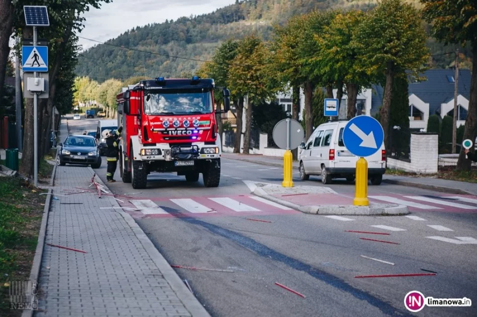 Pijany kierowca wjechał na chodnik i uderzył w bariery - zdjęcie 3