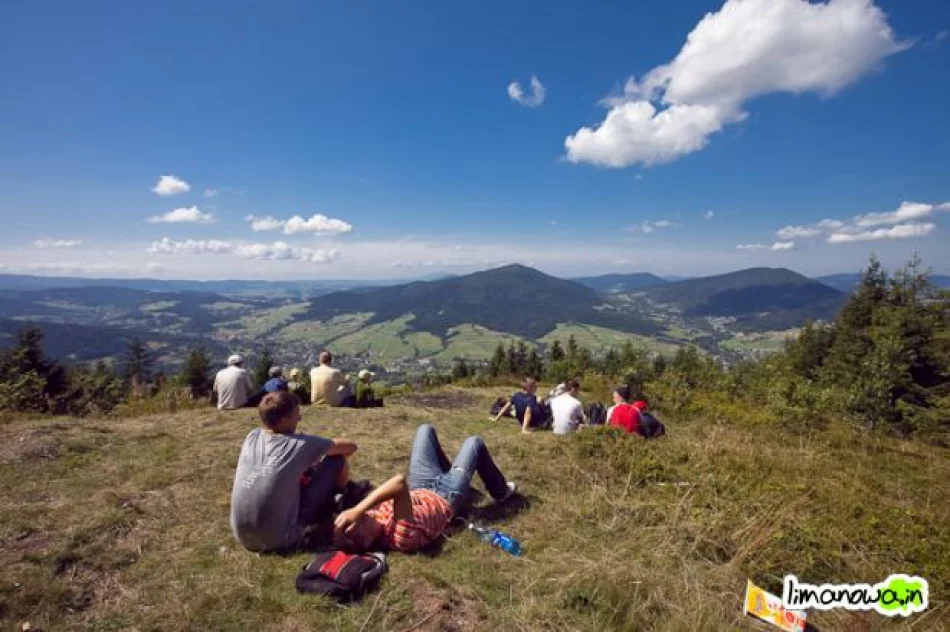 IV Złaz Turystyczny na górze Łopień - zdjęcie 6