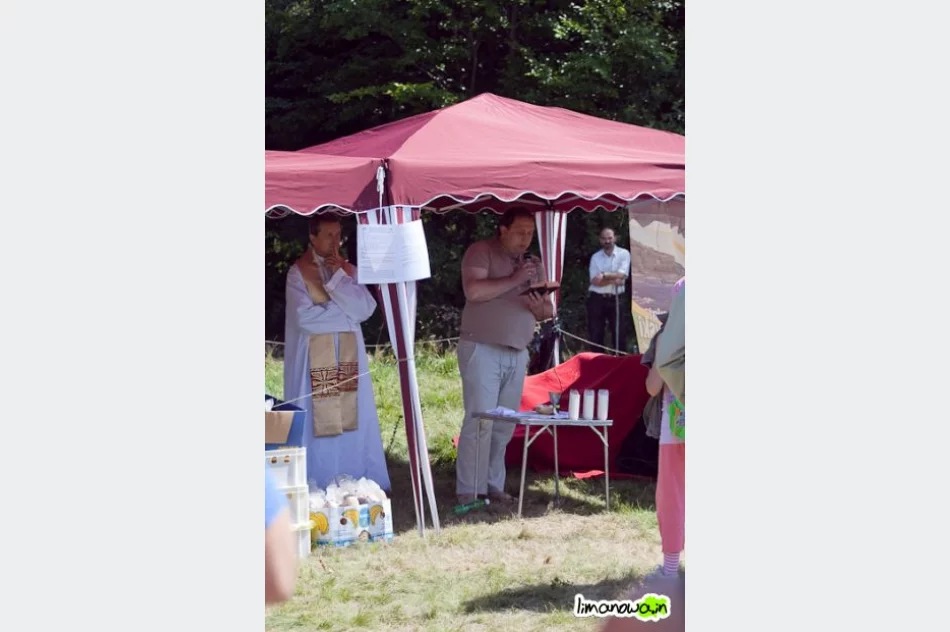 IV Złaz Turystyczny na górze Łopień - zdjęcie 10