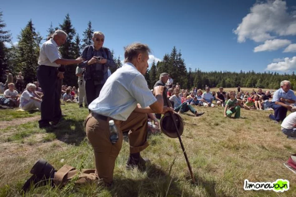 IV Złaz Turystyczny na górze Łopień - zdjęcie 14