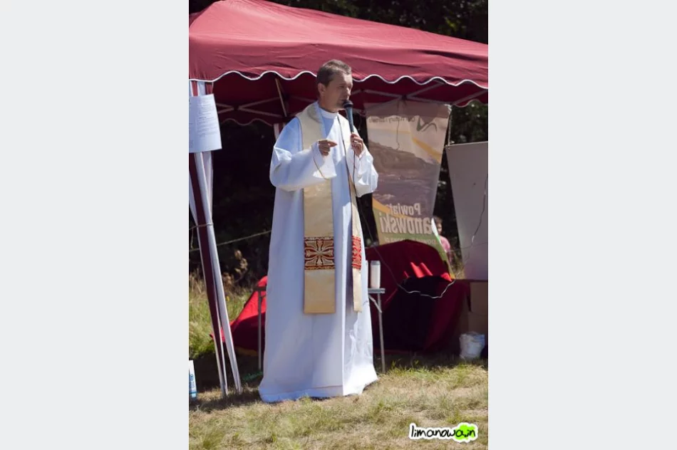 IV Złaz Turystyczny na górze Łopień - zdjęcie 18