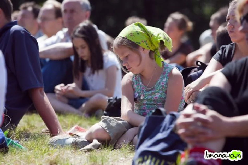 IV Złaz Turystyczny na górze Łopień - zdjęcie 19