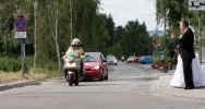 Kibic TdP kopnął policjanta - zdjęcie 1